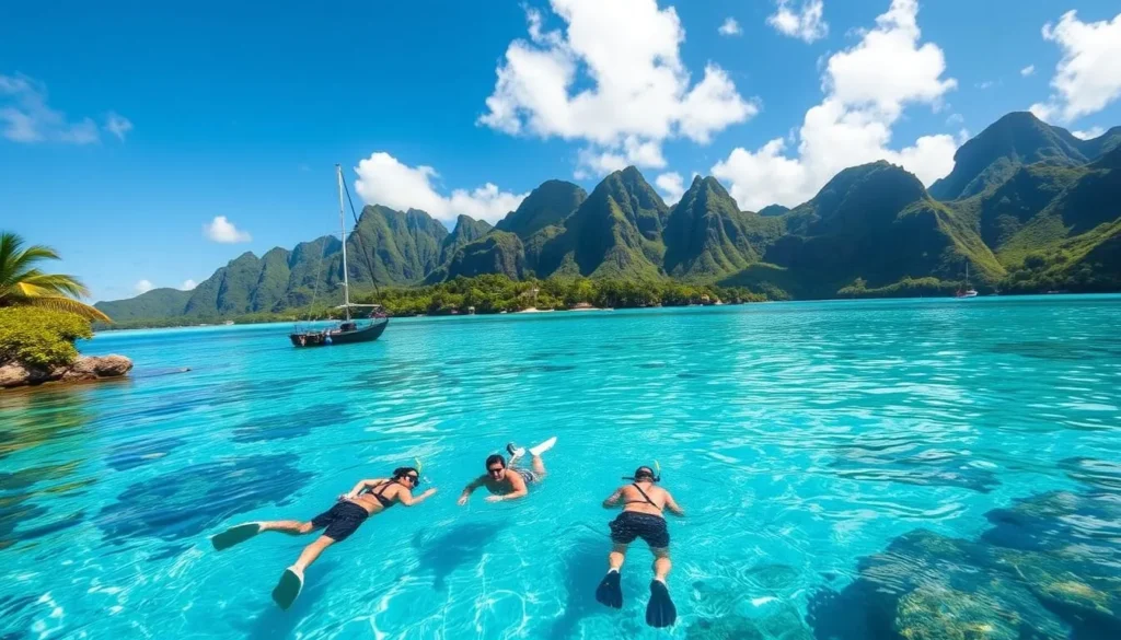 Image of Mo'orea's lagoon with snorkelers and divers