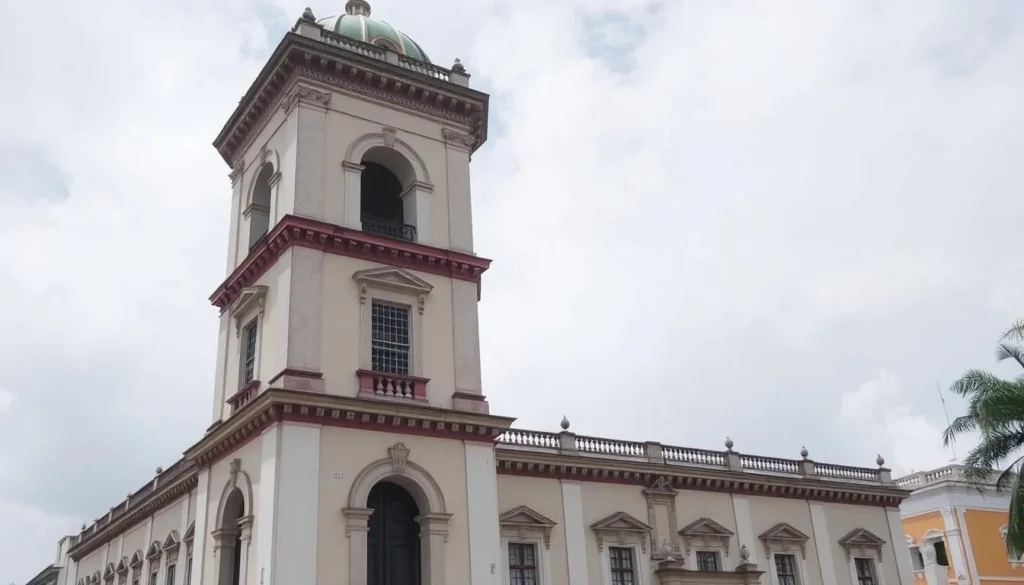 Explore San Salvador city tour