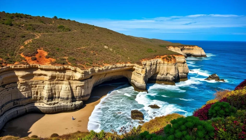 Image of Dinosaur Caves Park with ocean views and cliffs