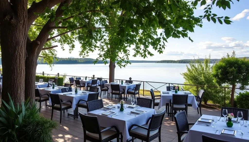 Image of Apvalaus Stalo Klubas lakeside dining