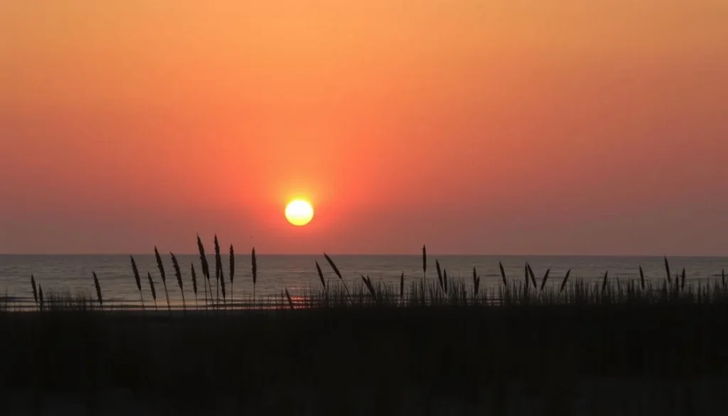 Sunset over Lake Michigan from Illinois Beach State Park Sunset over Lake Michigan from Illinois Beach State Park
